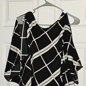 MILENIUM - SPLIT SLEEVE SILKY BLOUSE -